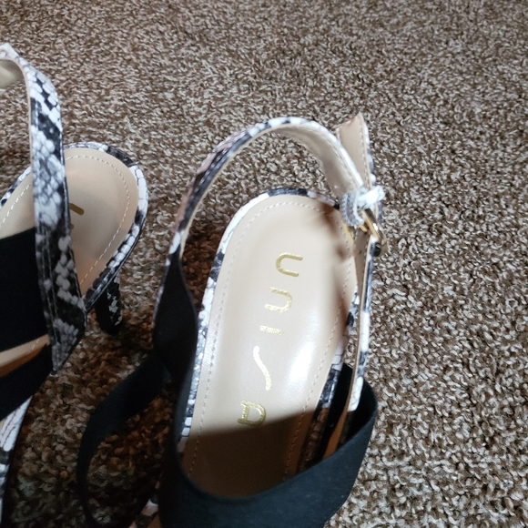 Snake Print Heels - Picture 8 of 9